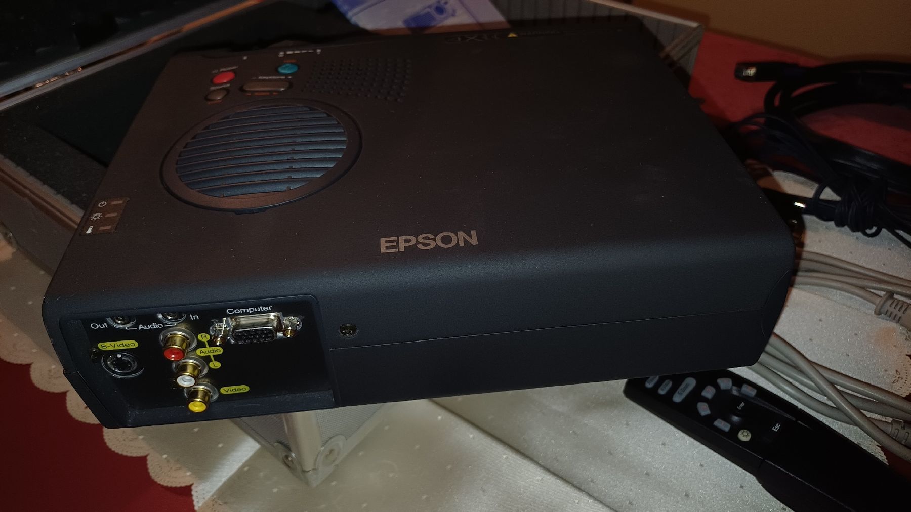 Epson Videoprojektoren: Beamer – Gebraucht aus Wohlen von Garlic01 1