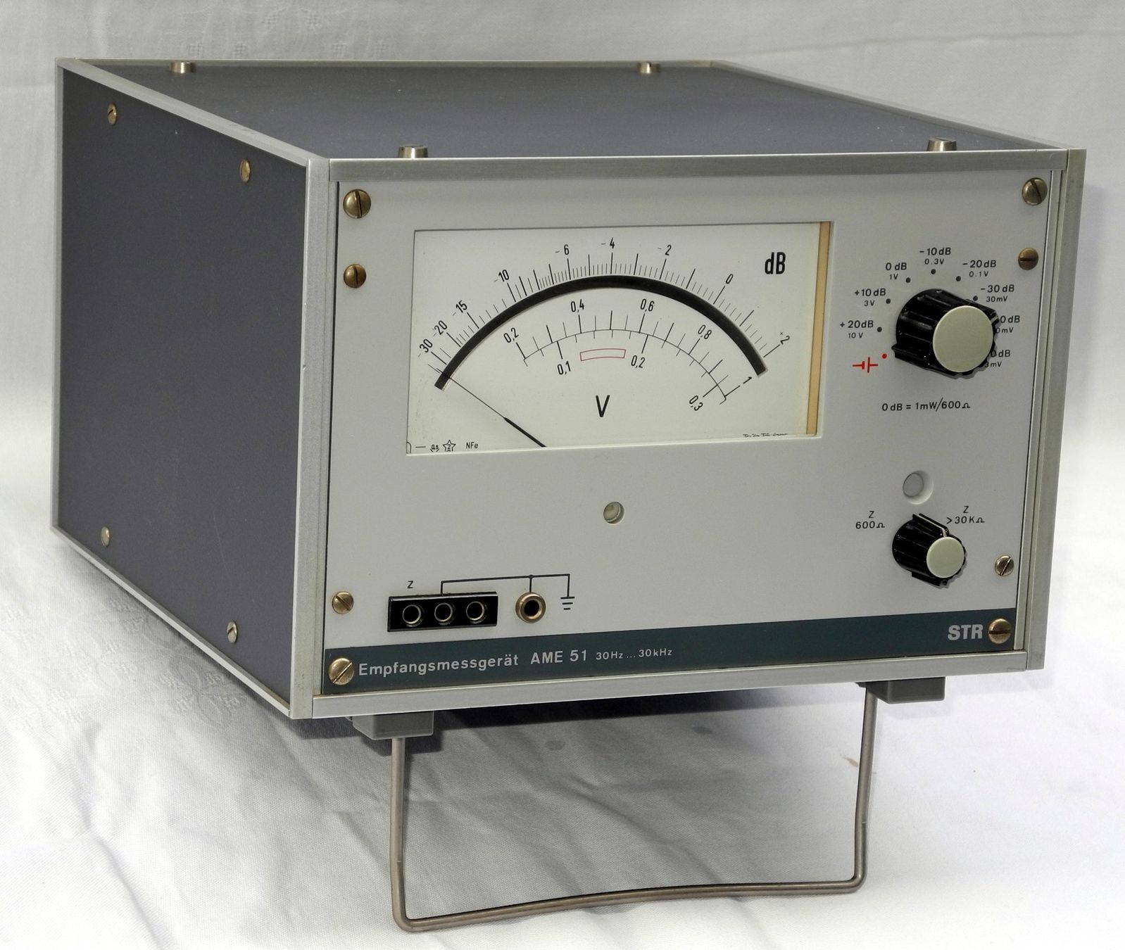 Misurare: NF-Millivoltmeter / Empfangsmessgerät STR AME 51 Geprüft – Usato da Steinmaur venduto da techcollector