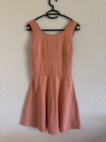 Sommerliches Kleid in Rosa/Peach, Grösse XS