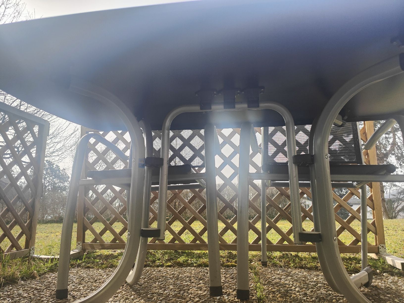 Set di tavolo e panche: Garten Tisch mit Stühlen – Usato da Neuhausen am Rheinfall venduto da SMP-Ermischer 1