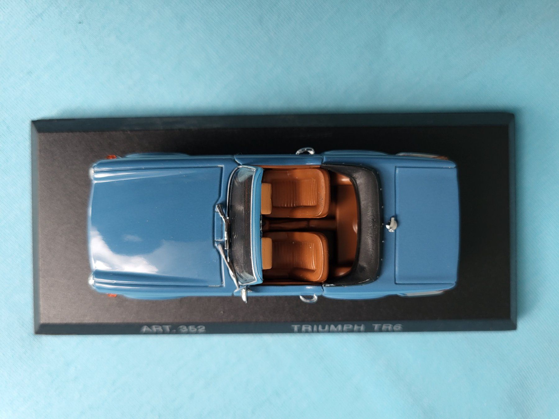 Kit di modellismo & Modellini statici: Triumph TR6 – Nuovo (secondo la descrizione) da Glattbrugg venduto da PhilKrill 5