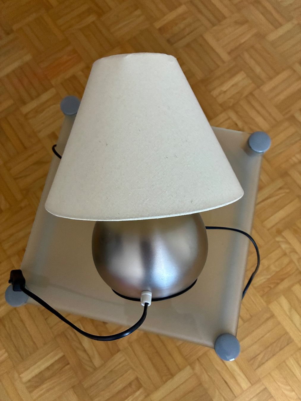 Lampen: Tischlampe – Gebraucht aus Ammerzwil BE von Frama0 1