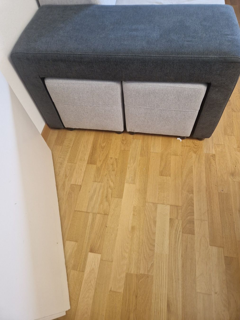 Divani: Grosse Ecksofa mit Hocker, Bettsofa bis 20 Juli Verkauf! – Nuovo (secondo la descrizione) da Glattbrugg venduto da hap_8w8v 1