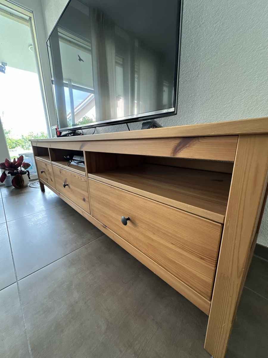 Ikea Meubles TV: ikea hemnes TV cabinet – D'occasion à bözberg par amy_7wz8 2