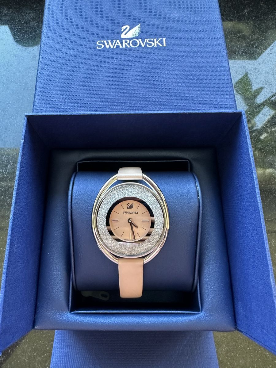 Swarovski Orologi: Swarovski Crystalline Oval Uhr – Nuovo (secondo la descrizione) da Bern venduto da Shininglove 1