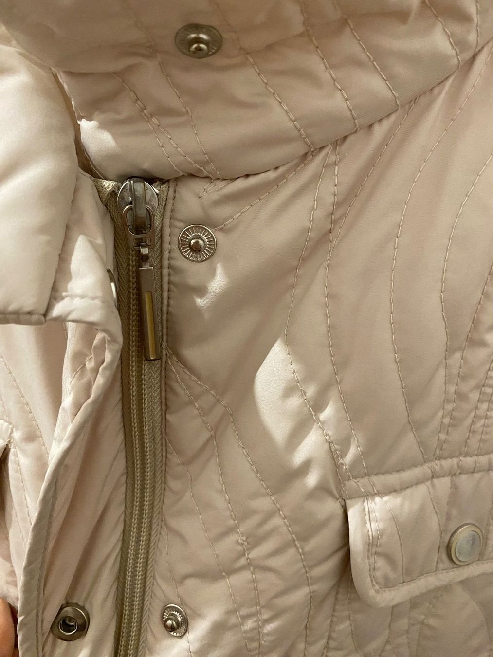 Gerry Weber Giacche: Gerry Weber leichte Jacke beige Gr. 44 – Usato da Pratteln venduto da a23_j2gs 3