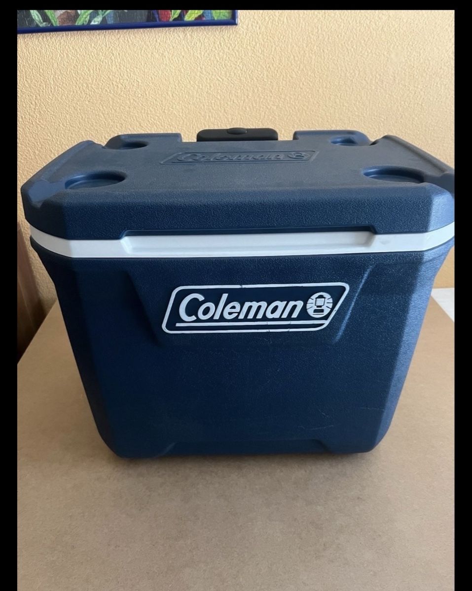 Coleman Frigoriferi & Refrigeratori: Coleman Xtreme 48QT Kühlbox – Usato da Zürich venduto da Daniel.Art