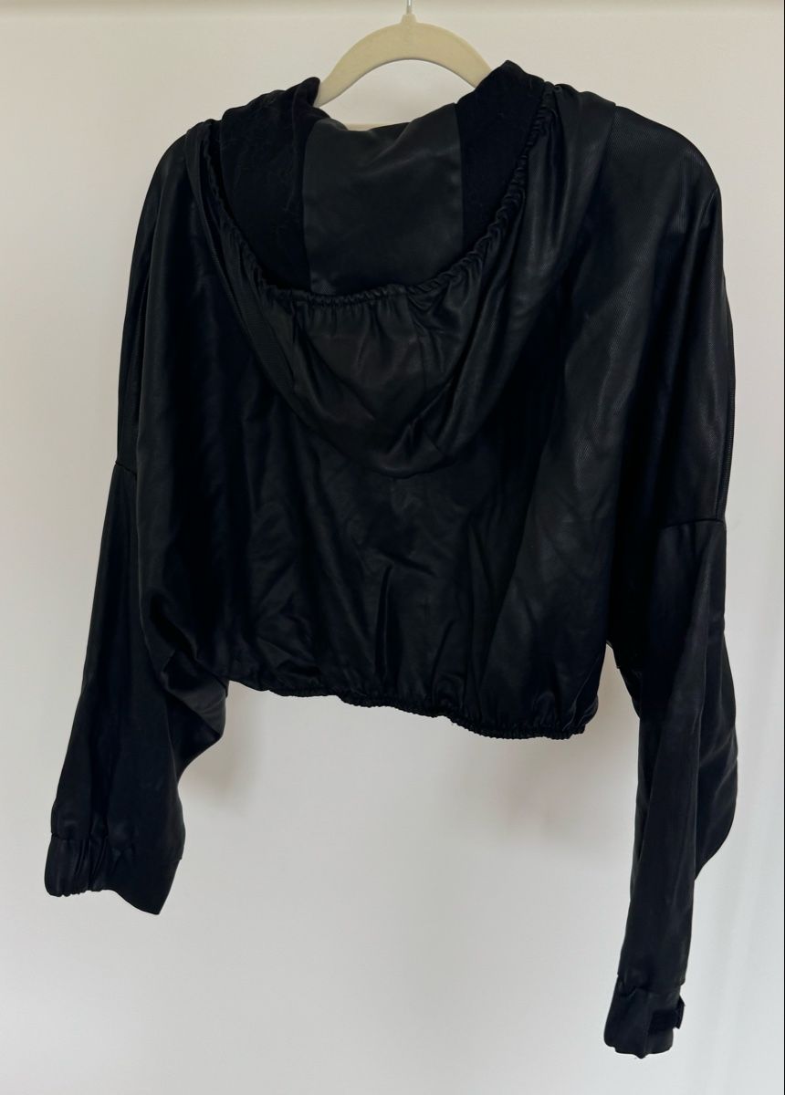 Zara Giacche: ZARA Cropped Jacket – Gr. S – Usato da Zürich venduto da di_archive 3