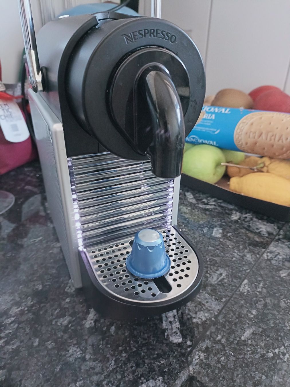König Kaffeemaschinen & Espressomaschinen: KÖNIG PIXIE - "Nespresso" - Schöner Zustand - Made in Suisse – Gebraucht aus Rümlang von Platin-Cooper 1