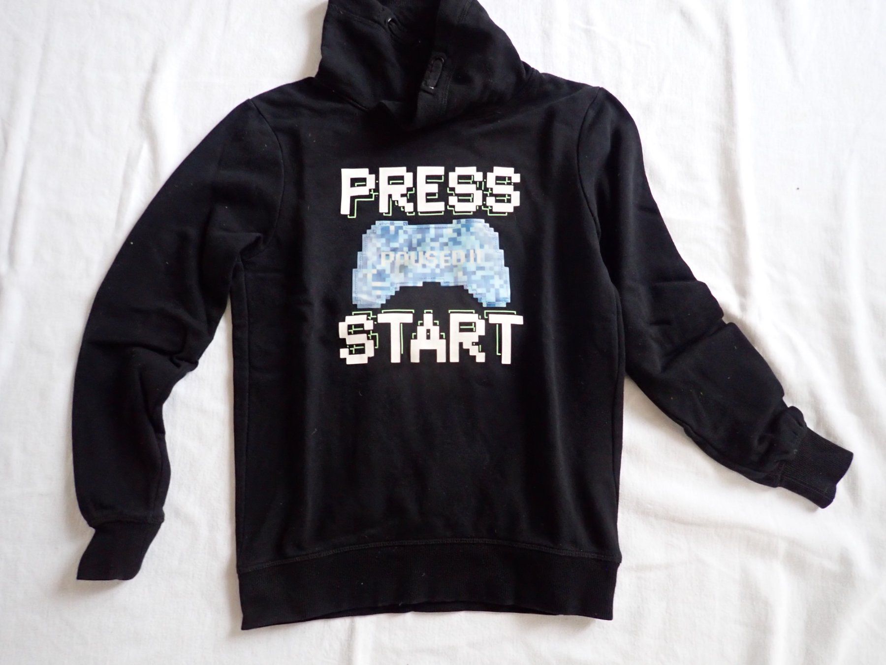 H&M Pulls et sweat-shirts: Pull  noir 146/152 – Neuf (Voir description) à Petit-Lancy par camping_car 1