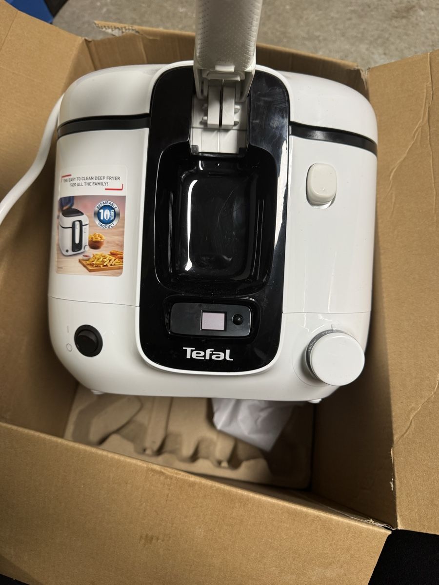 Tefal Elettrodomestici da cucina: Fritteuse – Usato da Brittnau venduto da mel_fxm6 2