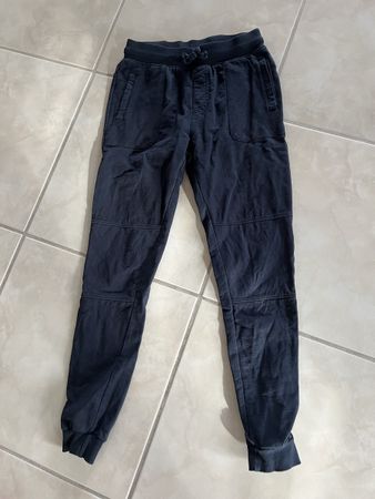 Trainerhose Gr. 146