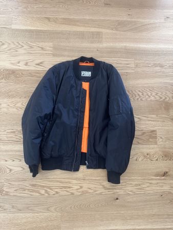 Urban Classics Jacke, schwarz, Gr. XL – Top Zustand! (50)