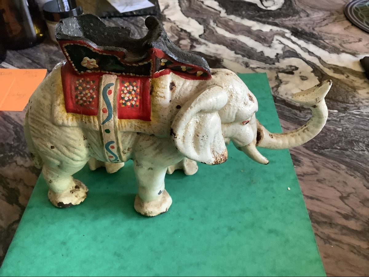 Sculptures & Statues: Alter Eisen- Elefant – D'occasion à Zürich par Albatros57 1