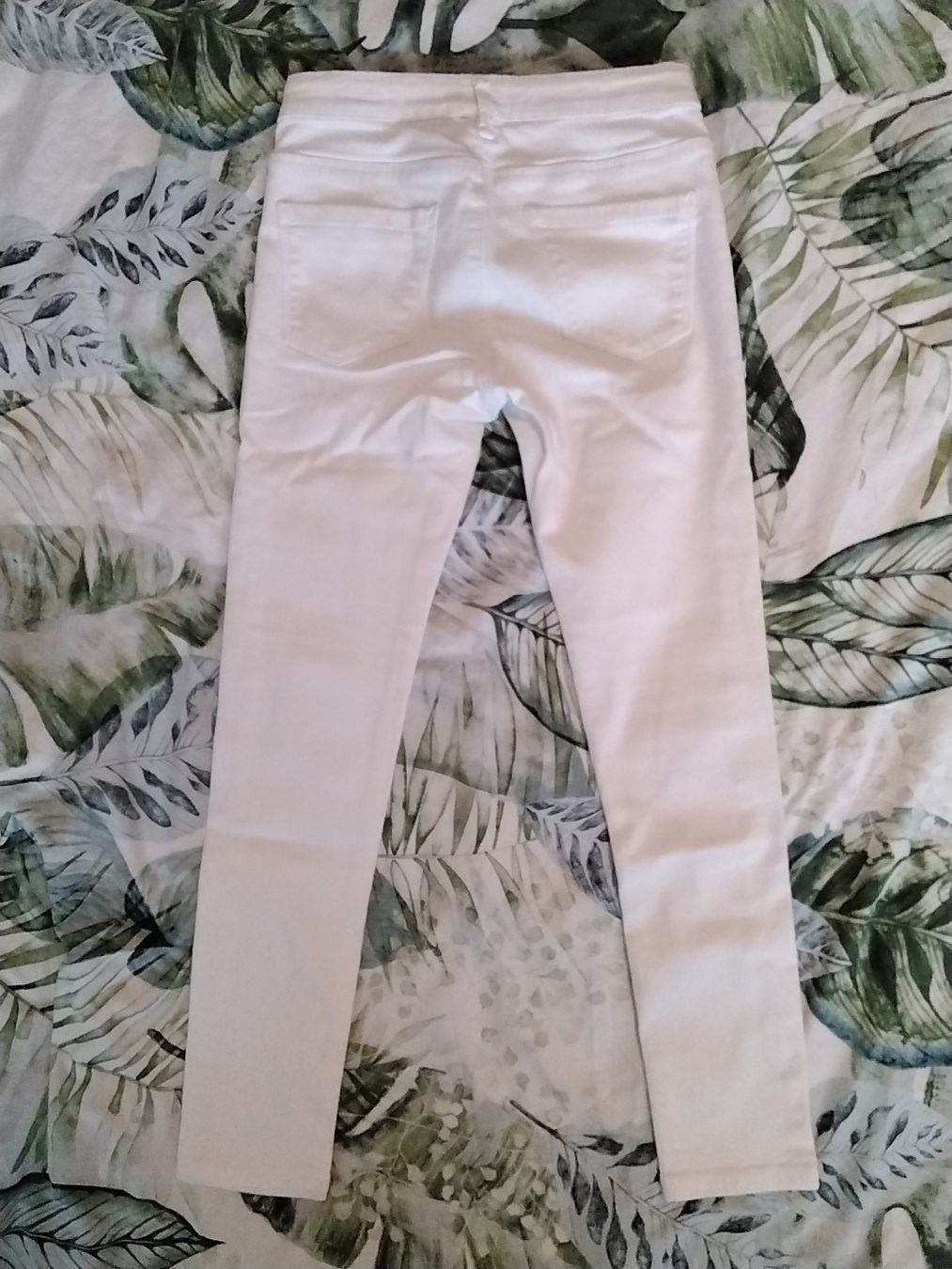 Pantaloni: Weisse Jeggings Gr. 140 – Usato da Balterswil venduto da Meerdeern 1