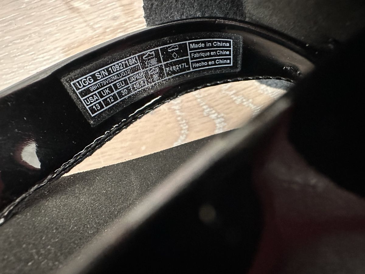 Ugg Schuhe für Mädchen: ☀️Original UGG Flip Flops Gr. 30 – Neu (gemäss Beschreibung) aus Safenwil von Whoopie1 4