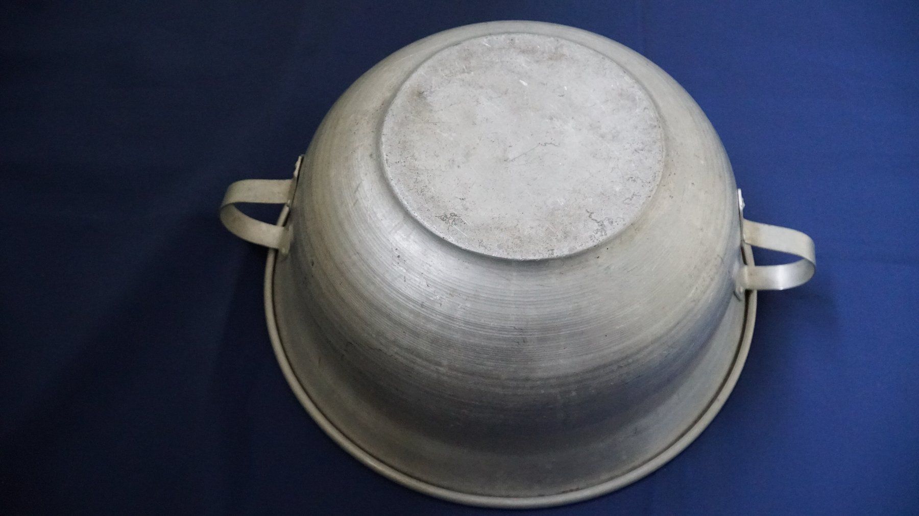 Ciotole: Teigschüssel Alu Dm 41cm – Usato da Bern venduto da Antikbatik 3