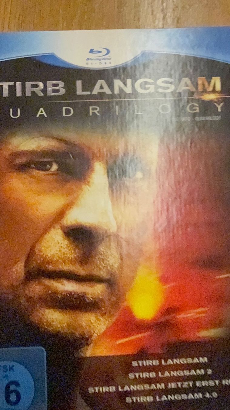 Tutti i DVDs: Verkaufe Bluraybox "Stirb Langsam" – Usato da Lungern venduto da Jopae 1