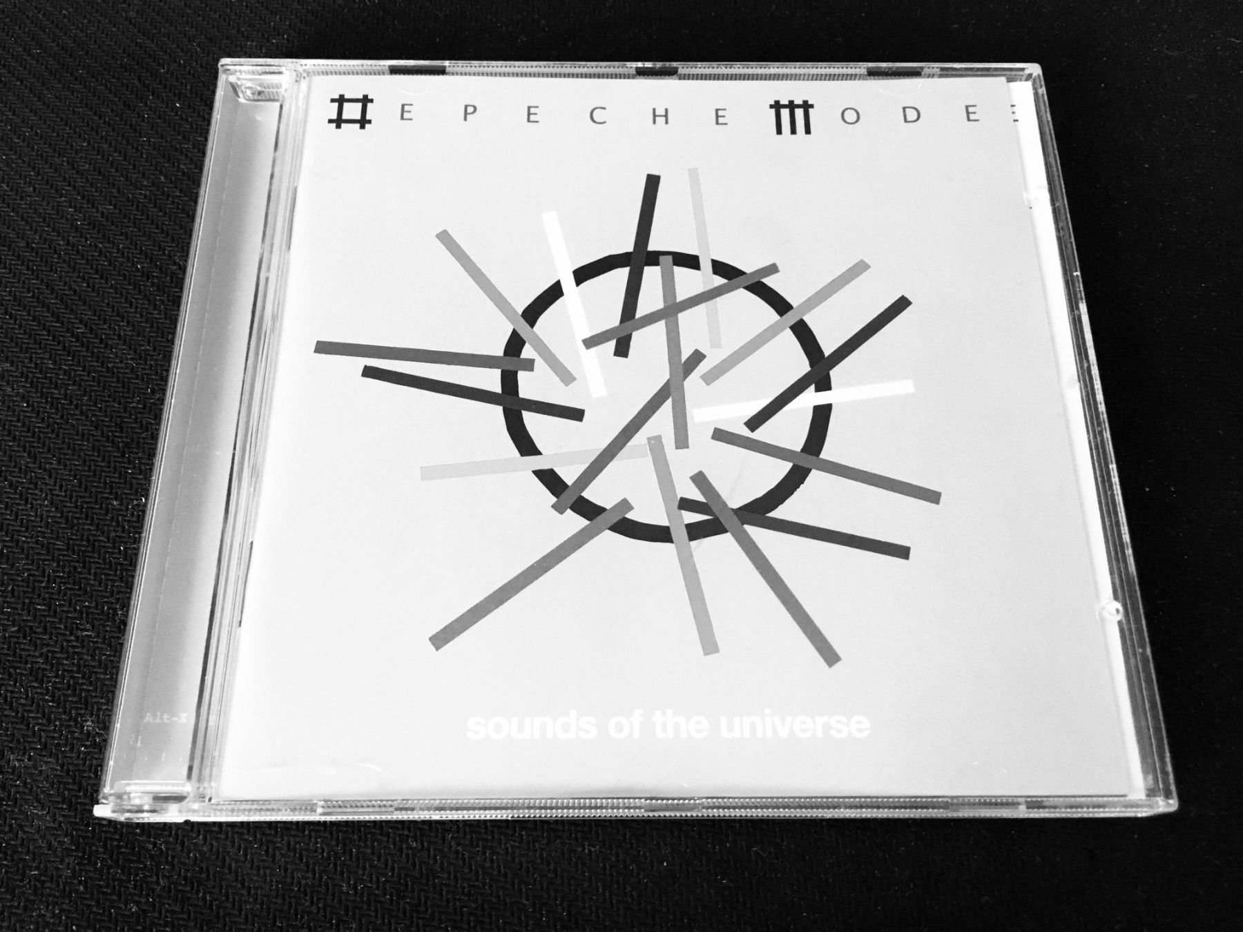 CD: Depeche Mode - Sound of the Universe -CD- – Usato da St.Gallen venduto da MedienJoe