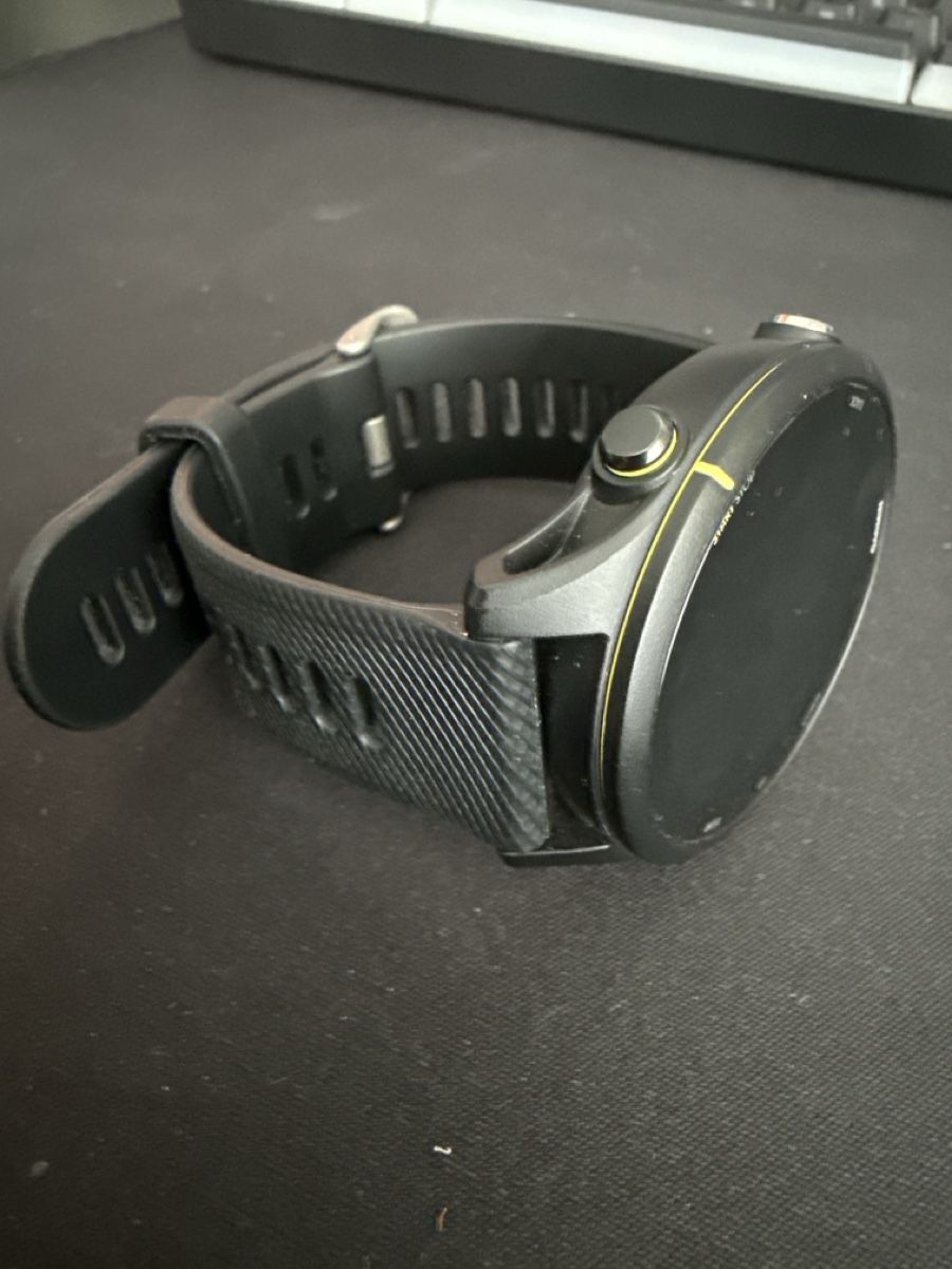 Garmin Uhren: Garmin Forerunner 255  Uhr Schwarz  – Defekt aus Thun von iamdimij 1