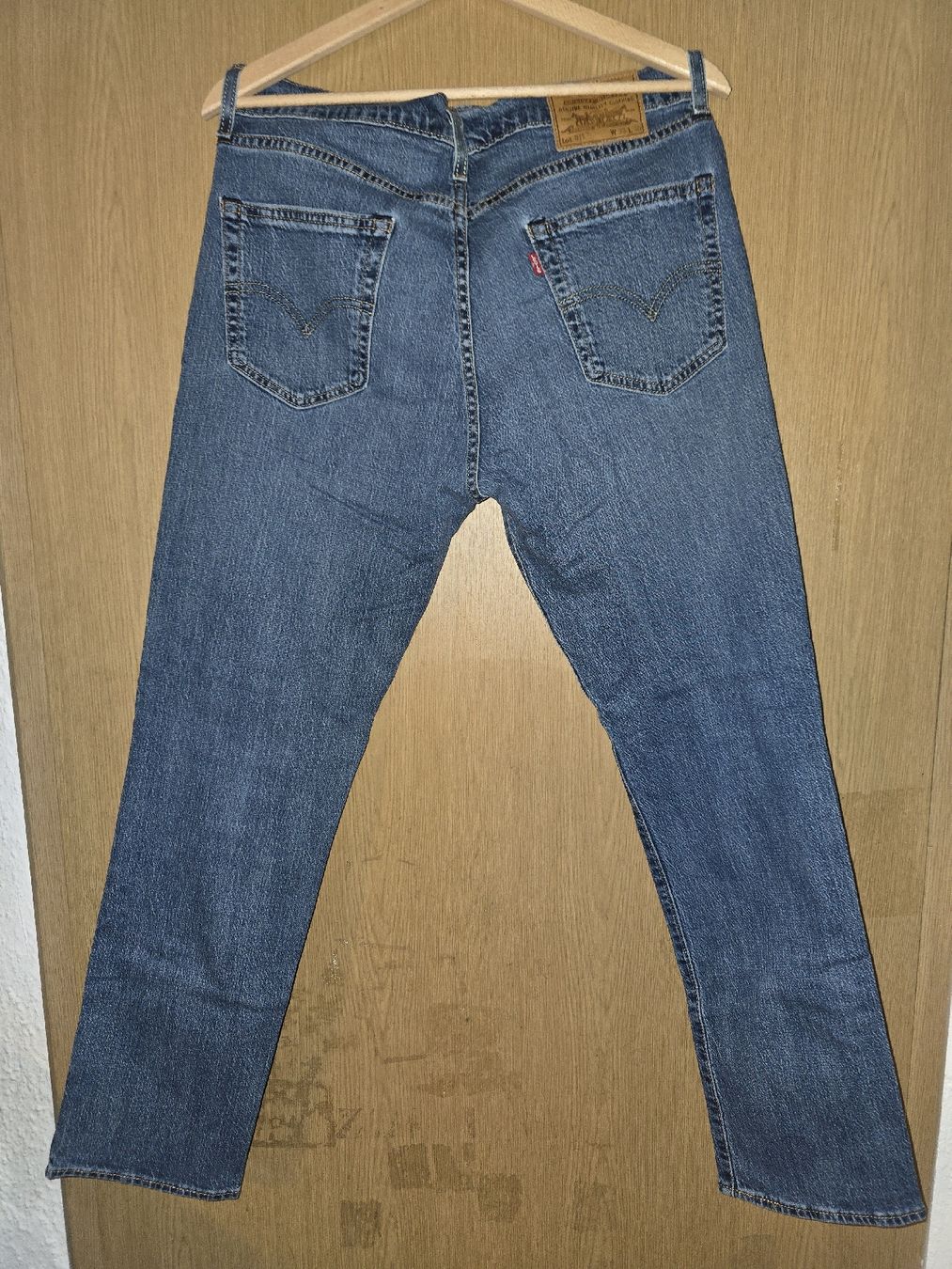 Levi's Jeans: Levi's Jeans Herren W33/L30 – Nuovo (secondo la descrizione) da Bronschhofen venduto da dvnb 1
