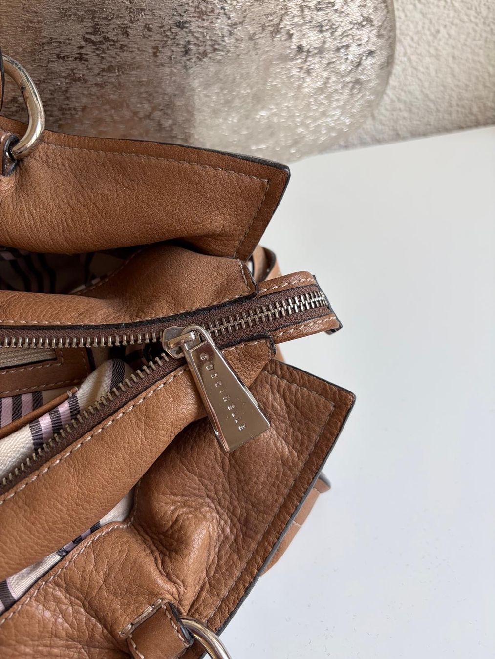 Coccinelle Borse da donna: Coccinelle Ledertasche Top Zustand – Usato da Zürich venduto da ana_7wny 7