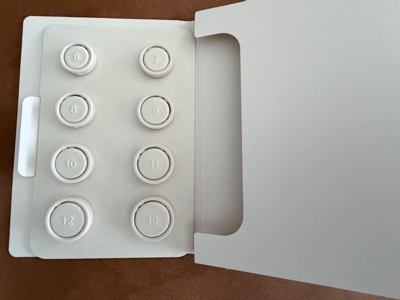 Oura Ringe: Oura Ring 5 Sizing Kit – Neu und originalverpackt aus Wilen b. Wollerau von rosmarin13 1