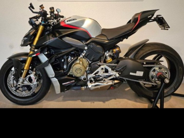 Strada: Ducati Streetfighter V4 SP – Usato da Wichtrach venduto da Juventino1974 2