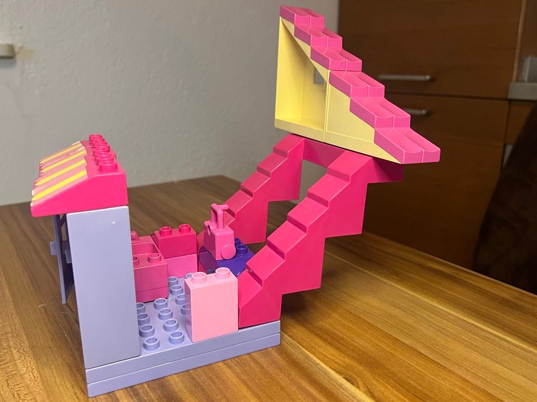 Hello Kitty Giocattoli: HELLO KITTY JEU CONSTRUTION – Usato da chiasso venduto da Wulli 2