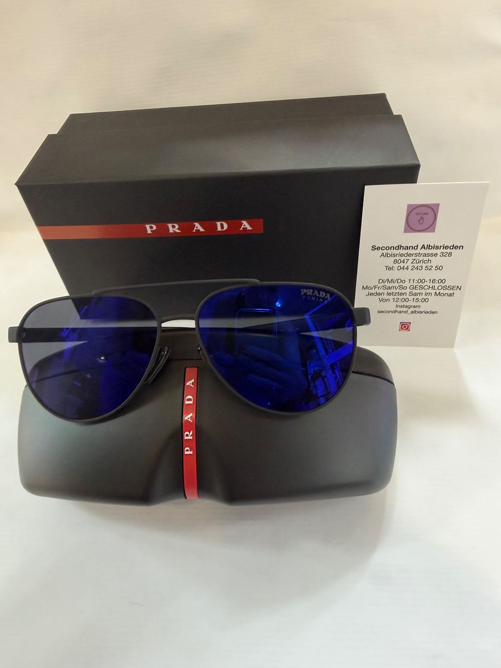 Prada Occhiali & Lenti: new Set Prada Sonnenbrille – Usato da Zürich venduto da SecondhandZurich
