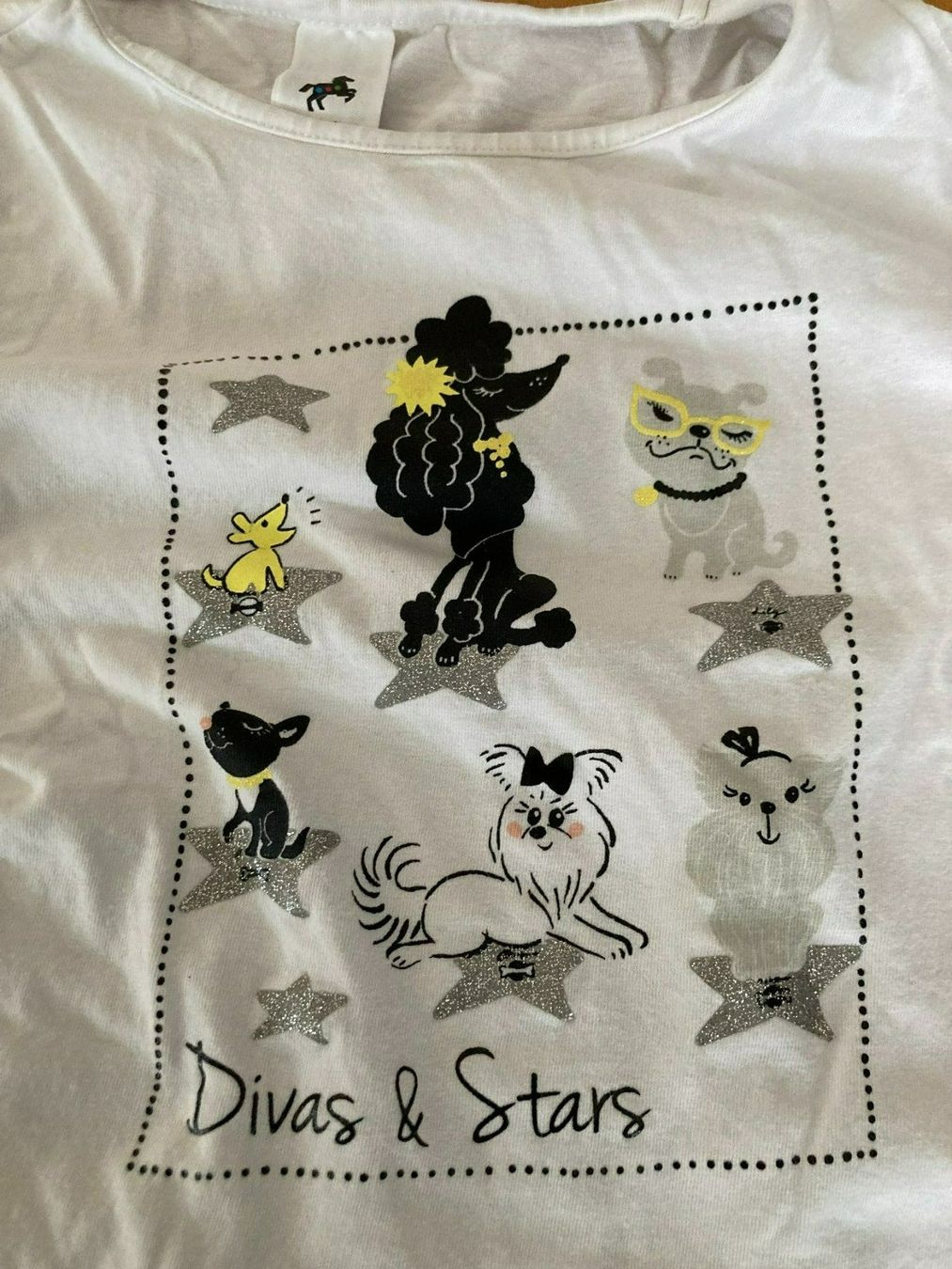 Blusen, T-Shirts & Tops: Langarm Shirt mit Hunde-Motiven – Gebraucht aus Muttenz von Juvenile33 1