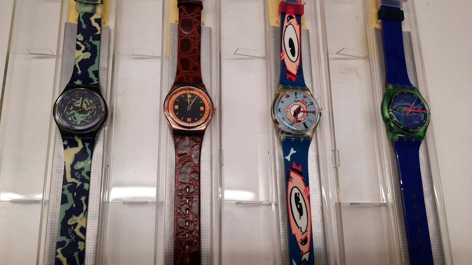 Swatch Uhren: Swatch Sammlung 13 Uhren – Neu und originalverpackt aus Seengen von Ombre03 3