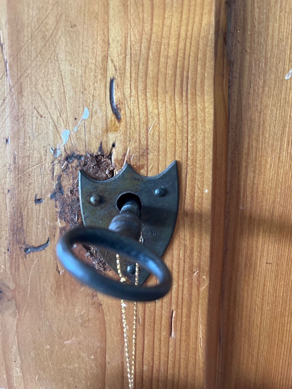 Armadi: Antiker Schrank – Usato da magden venduto da maikik 1