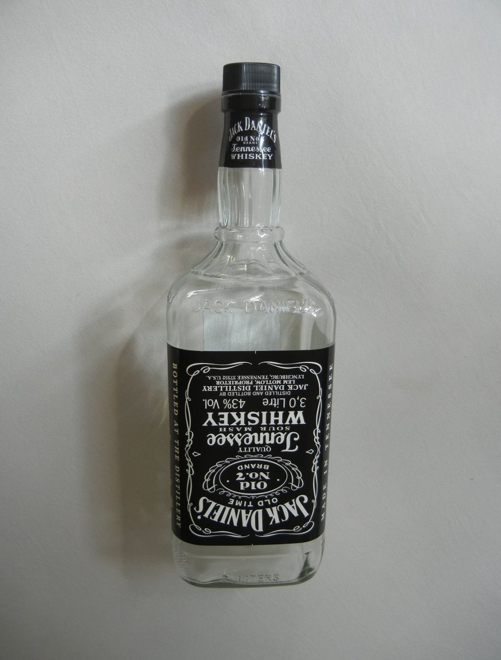 Altro: JACK DANIEL'S  3 LITER FLASCHE – Usato da Bern venduto da Mekongbeach