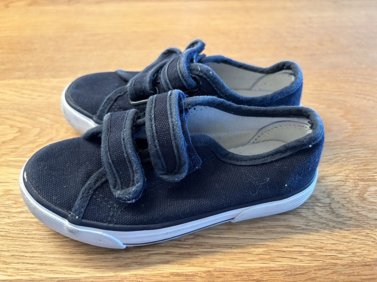 Schuhe für Jungen: Stoffschuhe – Gebraucht aus Muhen von Claudi1985 1