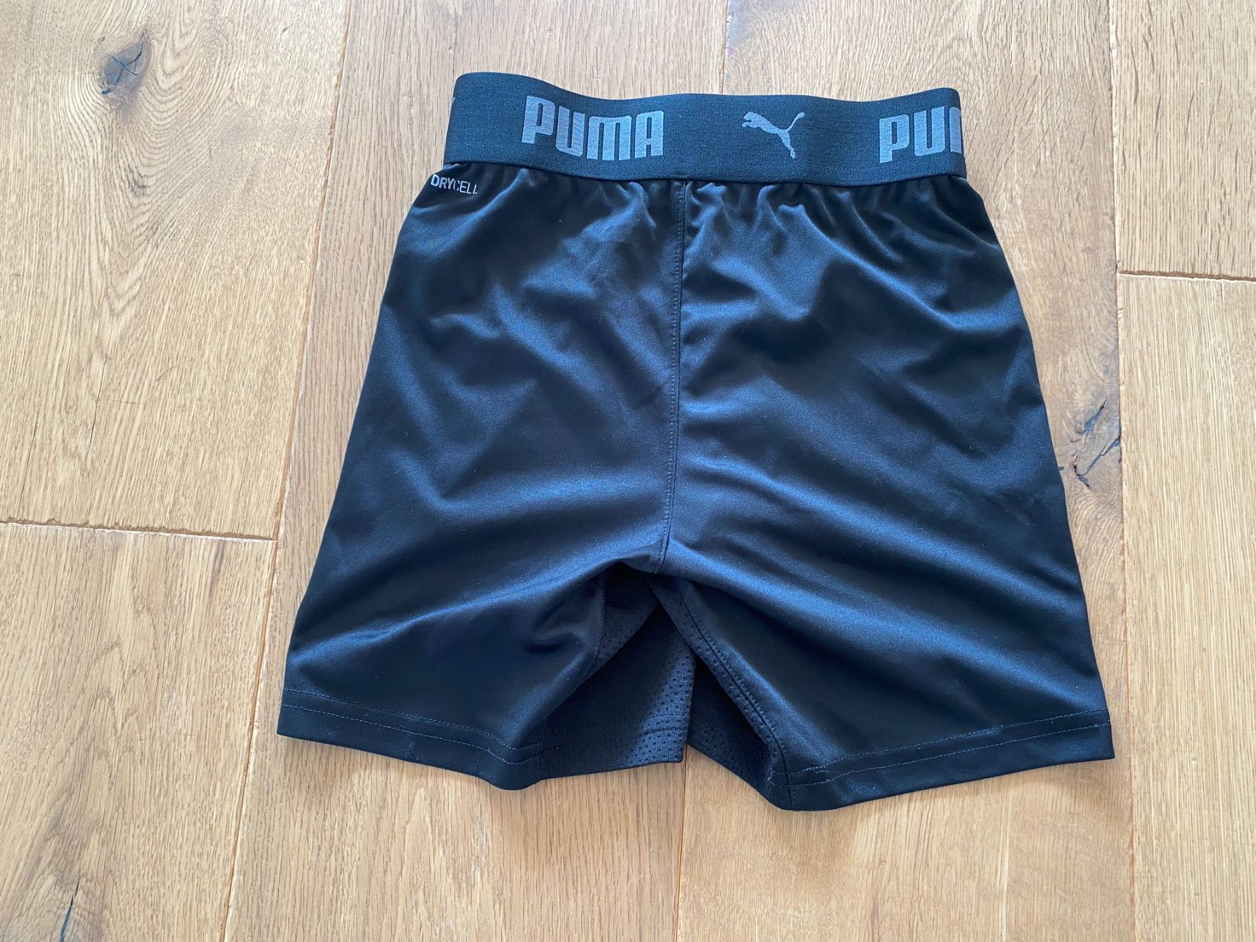 Puma Hosen: Sporthose, Puma,  Gr. 128 – Gebraucht aus Oberkirch LU von HubRen 1
