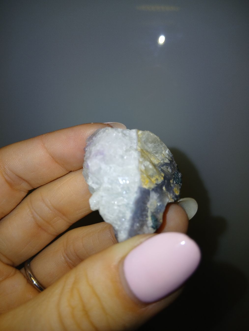 Edelsteine: Edelstein Amethyst in weissem Quarz – Neu (gemäss Beschreibung) aus Galgenen von Liv_Steinauer_1 6