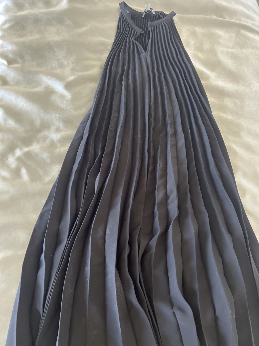 Cos Vestiti: Cos Dress New – Nuovo e nell'imballaggio originale da Wallisellen venduto da Chatswood_8hwh