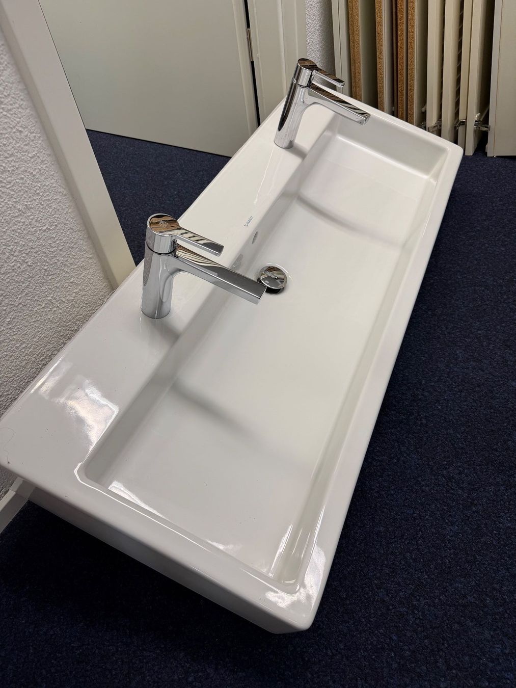 Duravit Lavabi & lavandini: Duravit Vero Air Doppelwaschtisch weiss – Usato da Gümligen venduto da Brocki-Reimal-Stift