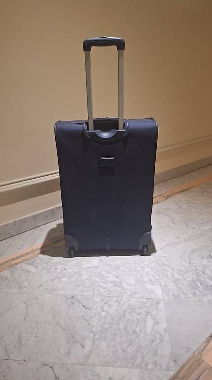 Sonstiges zu Aviatik: Valigia trolley grande – Gebraucht aus Lugano von val_g6yf 2