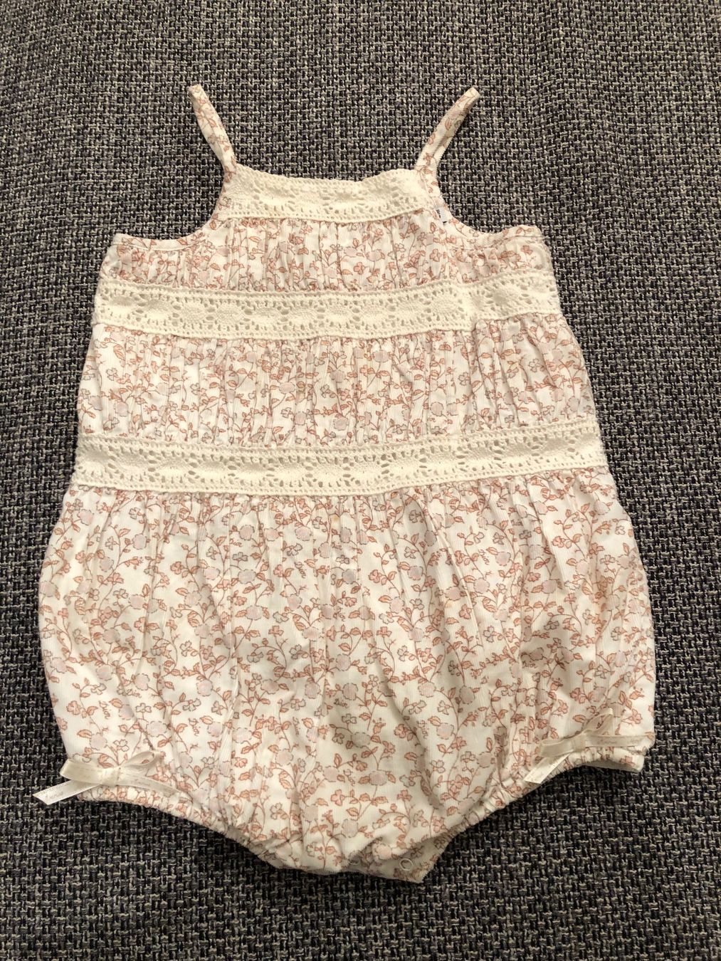 Unterwäsche: Baby DIOR Body, Gr. 74 – Neu (gemäss Beschreibung) aus Langnau am Albis von snla_scc9 1