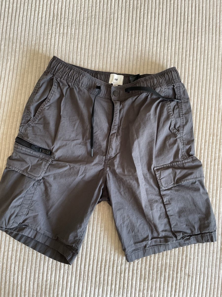 H&M Hosen: Cargo Shorts – Gebraucht aus Toffen von jes_76l5