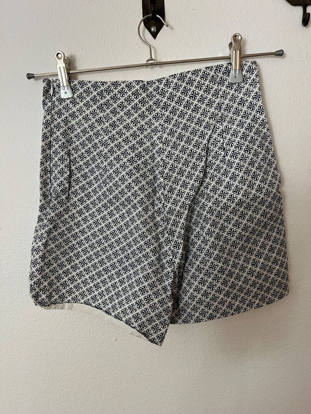 Hosen: Shorts – Gebraucht aus Cully von FranVey 1