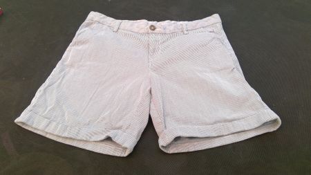 Short Bermuda ligné bleu marine & blanc, taille M/L (92cm)
