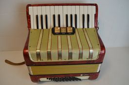 Akkordeon chromatisch Hohner Concerto I frisch gestimmt