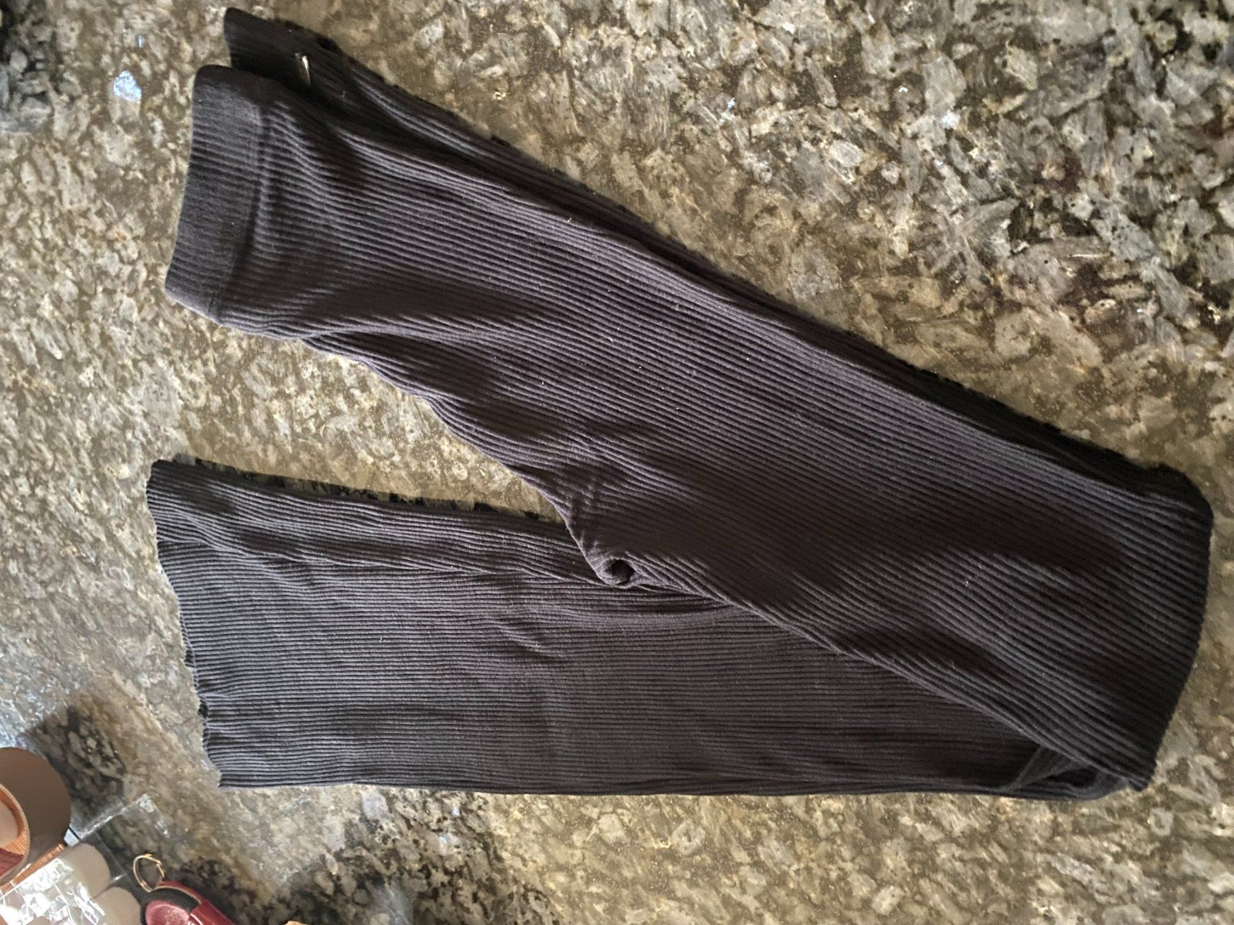 Pantaloni: Pacific Republic  Freizeithosen Grösse XS – Usato da Allenwinden venduto da Obalu