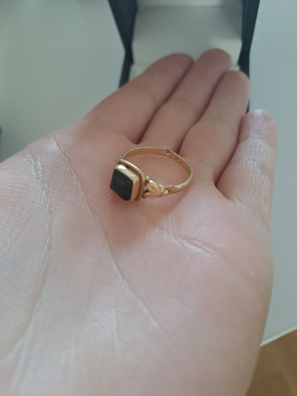 Bagues: Fingerring mit Onyxstein – D'occasion à Suhr par reb_q8y9 3
