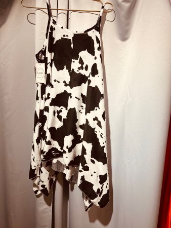 Leichtes Sommer-Hängerkleid in "Kuh-Optik"