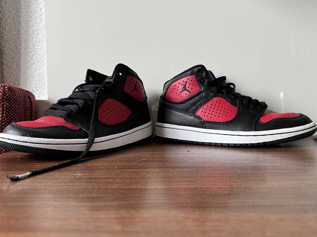 Chaussures hommes: Nike Jordan Grösse 36 – D'occasion à Stein am Rhein par Crystalina