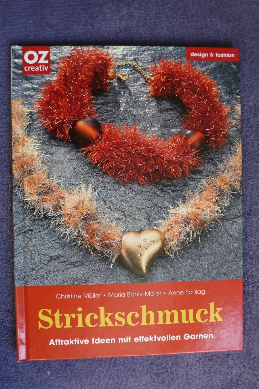 Bücher: Strickschmuck / 2005 - Attraktive Ideen mit Effekt-Garn – Gebraucht aus Muttenz von Negnuja